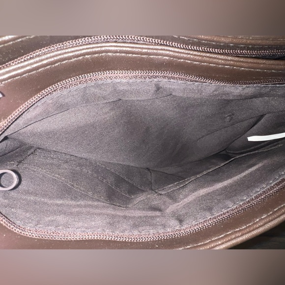 Sterling Ridge Deep Brown Shoulder Bag - Picture 6 of 6